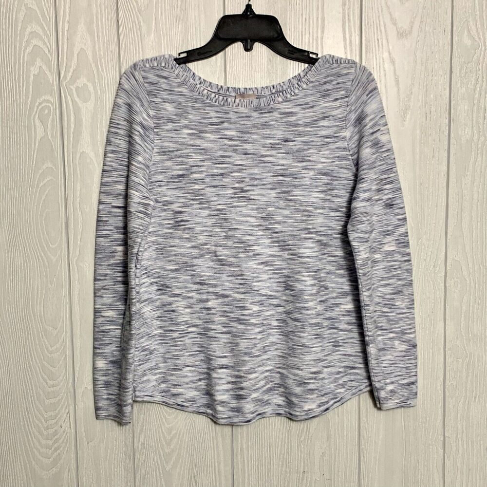 Chico' s Gray Long Sleeve Sweater Size 1 (M/8)